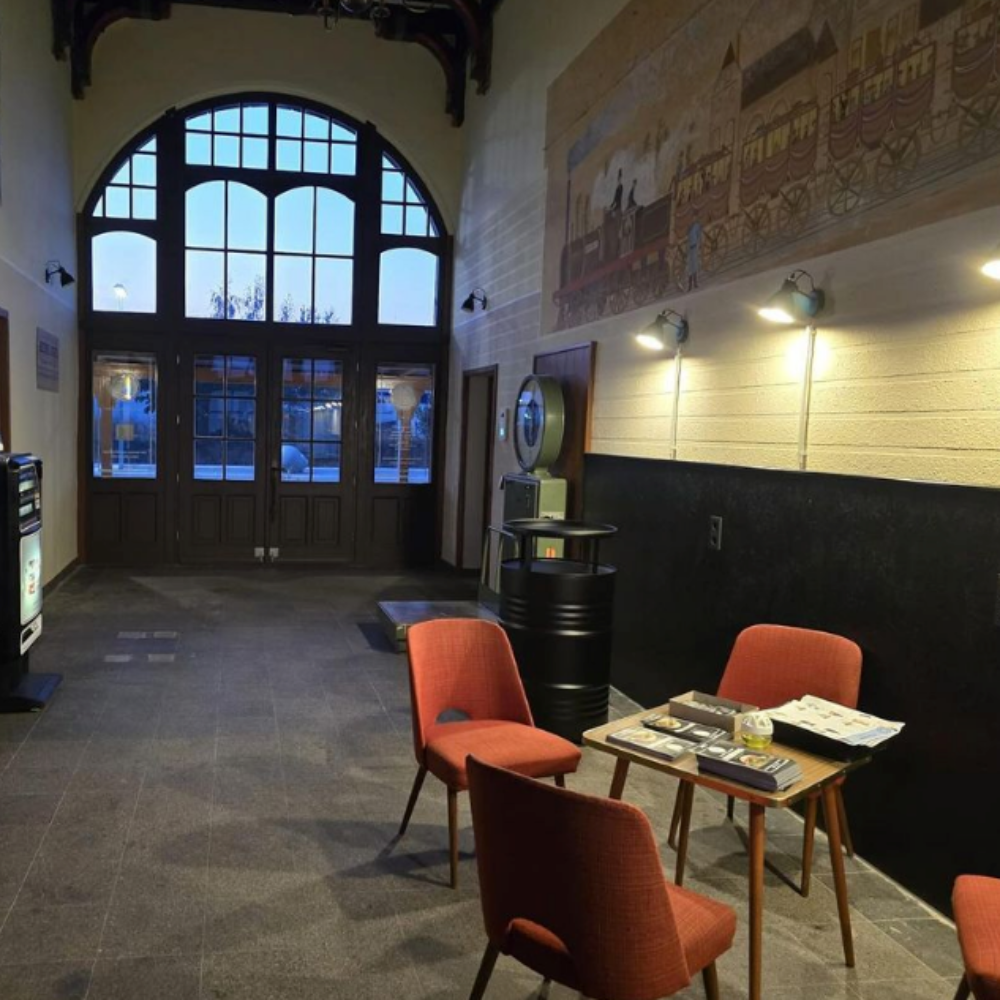 sitzplaetze.tuer .bahnhof.escobar.wernshausen.schmalkalden